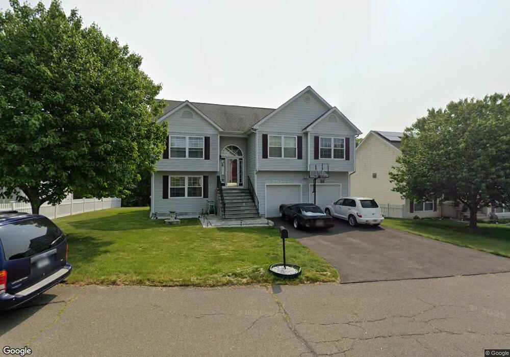 87 Kathryn Dr, Bridgeport, CT 06610 - photo 1