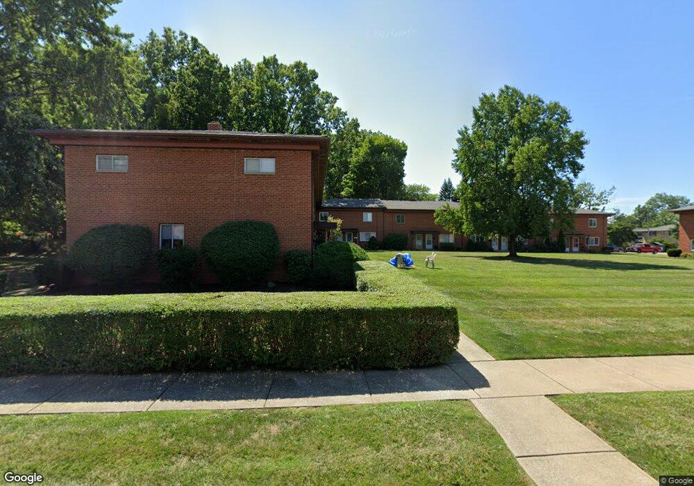 1682 Ridgewick Dr, Wickliffe, OH 44092 - photo 1