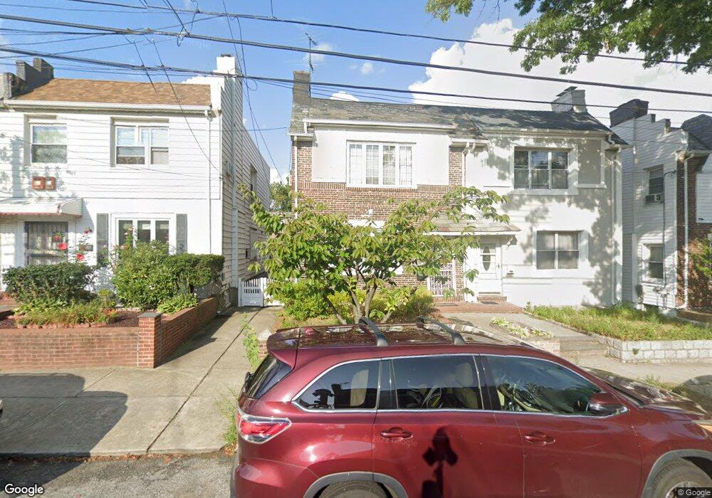 8282 166th St, Jamaica, NY 11432 - photo 1