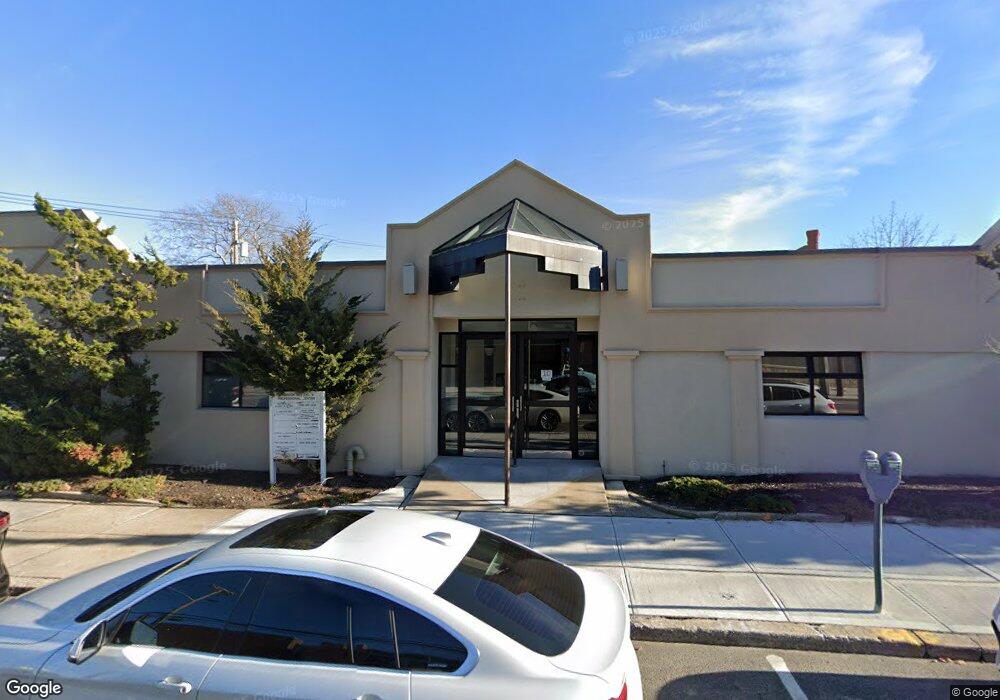 10 Union Ave, Lynbrook, NY 11563 - photo 1