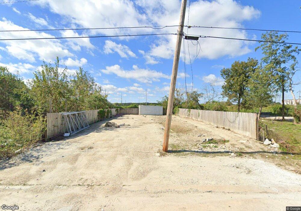 2744 Clouet St, New Orleans, LA 70126 - photo 1