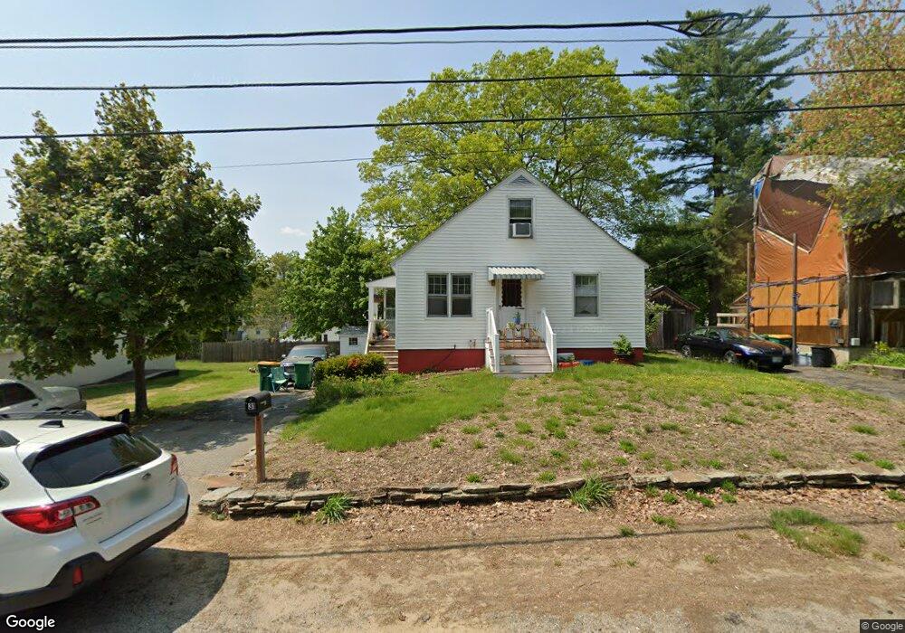 31 Harding St, Rochester, NH 03867 - photo 1