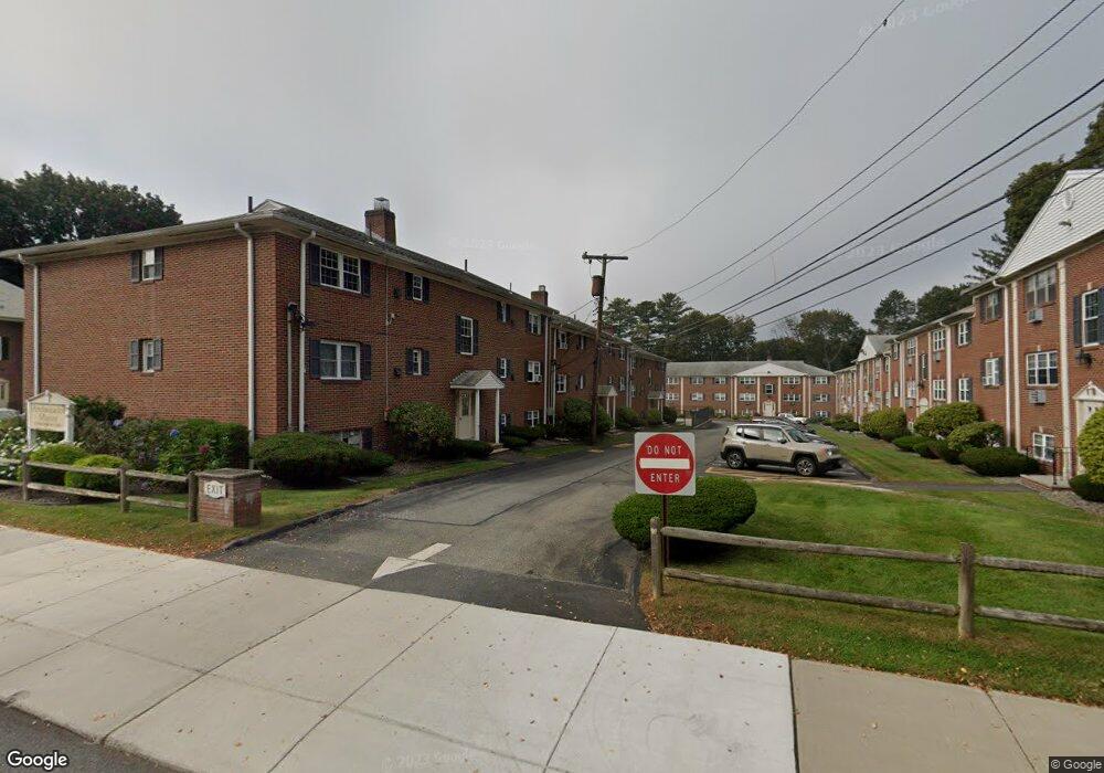 27 Arlington Rd unit 3-27, Woburn, MA 01801 - photo 1