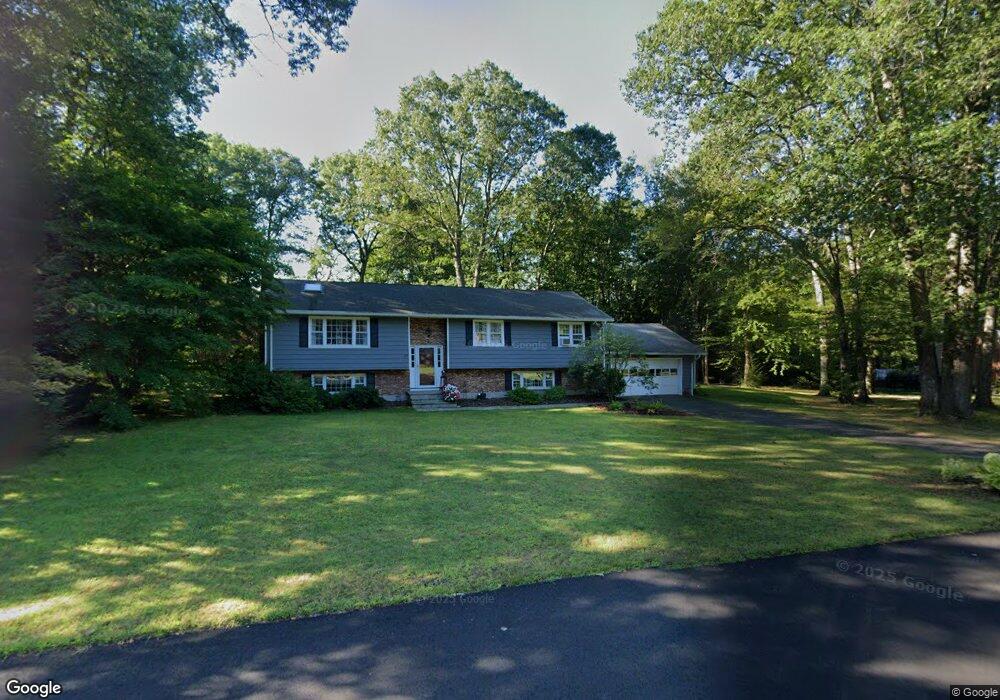 77 Blue Ridge Dr, Somers, CT 06071 - photo 1