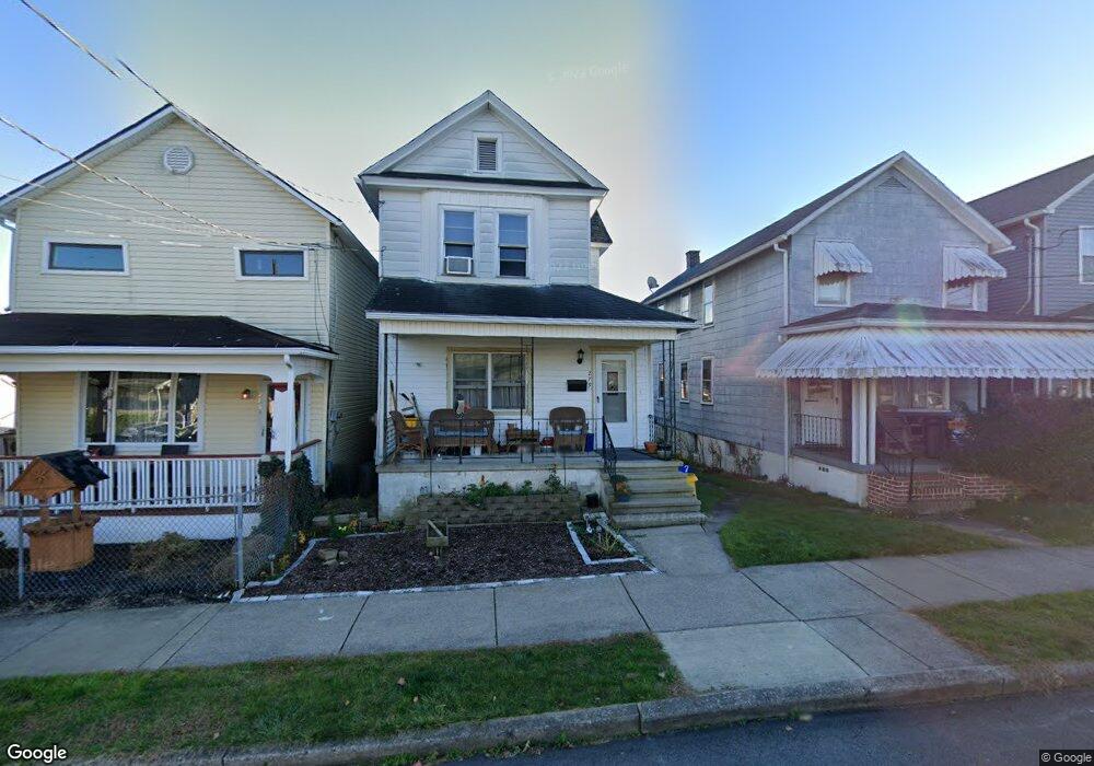 271 E Ridge St, Nanticoke, PA 18634 - photo 1