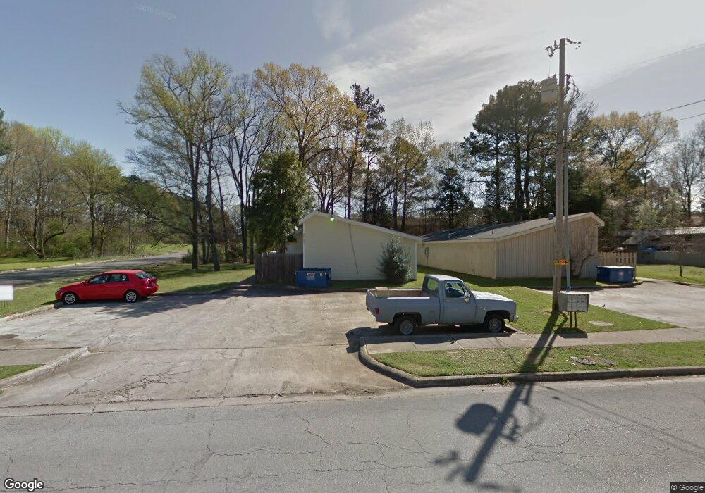 3701 Squaw Valley Dr SW unit B, Huntsville, AL 35805 - photo 1