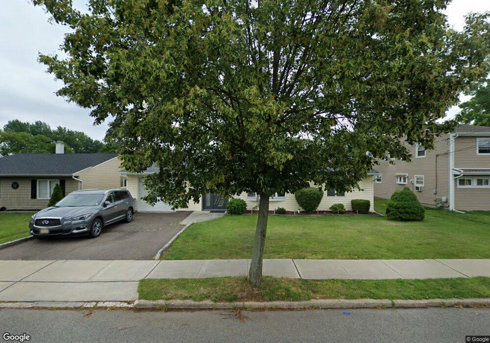 241 Dukes Rd, Rahway, NJ 07065 - photo 1