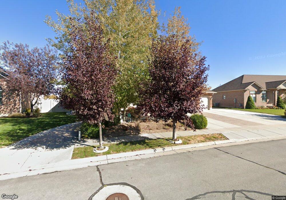858 N 4100 W, Clearfield, UT 84015 - photo 1