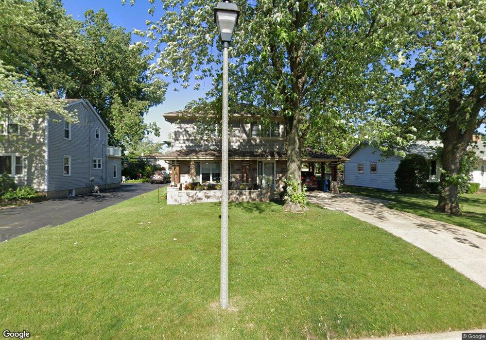 519 N Myrtle Ave, Elmhurst, IL 60126 - photo 1