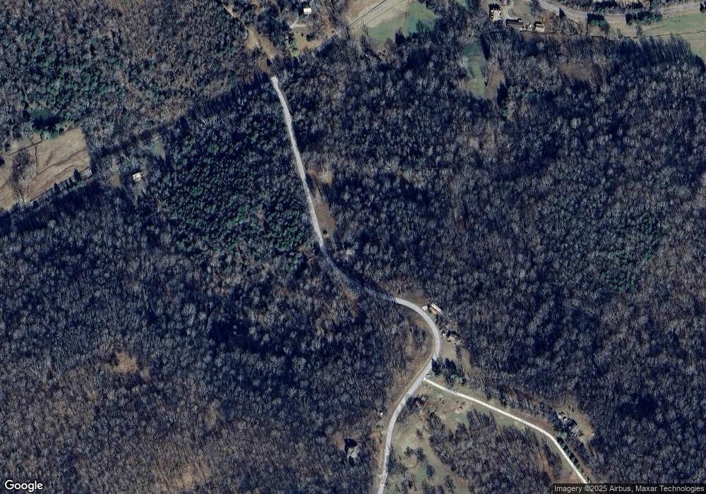 137 Liberty Cir, Prospect, TN 38477 - photo 1