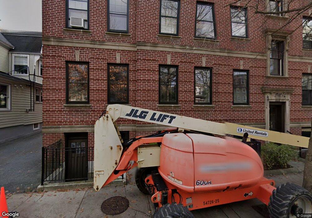 38 Linnaean St unit 15, Cambridge, MA 02138 - photo 1