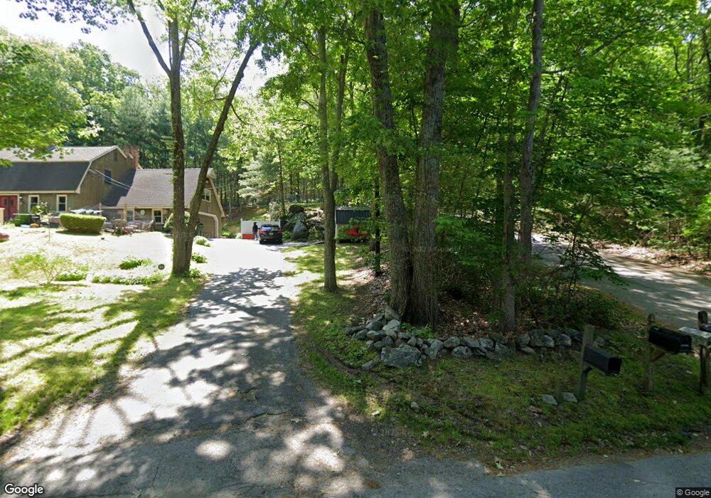 11 Hollis St, Uxbridge, MA 01569 - photo 1