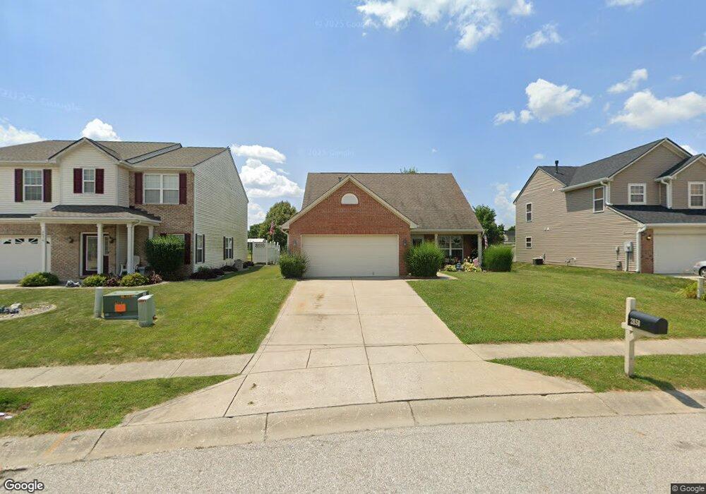 2858 Big Cone Ct, Whiteland, IN 46184 - photo 1