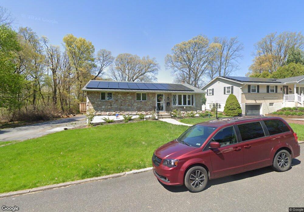 901 E Elm St unit 905, Allentown, PA 18109 - photo 1