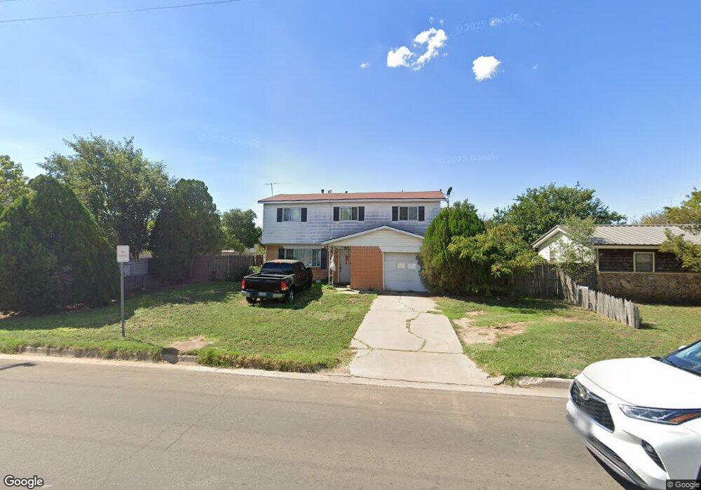 1008 S Maddox Ave, Dumas, TX 79029 - photo 1