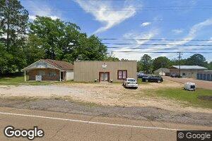 902 S Fir Ave, Collins, MS 39428