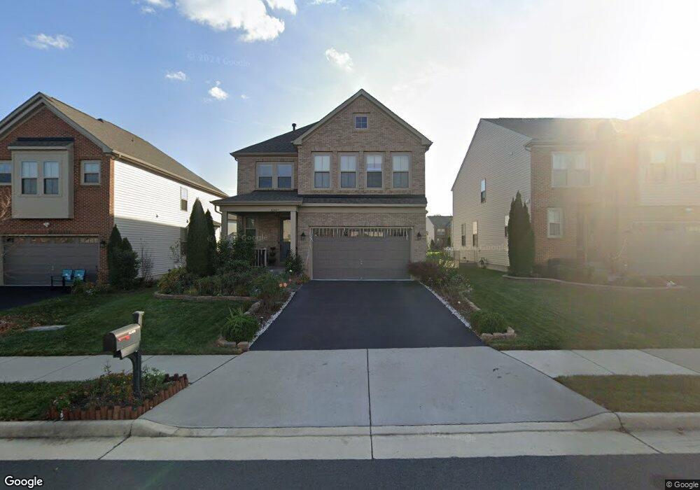 42409 Leeds Field Dr, Chantilly, VA 20152 - photo 1