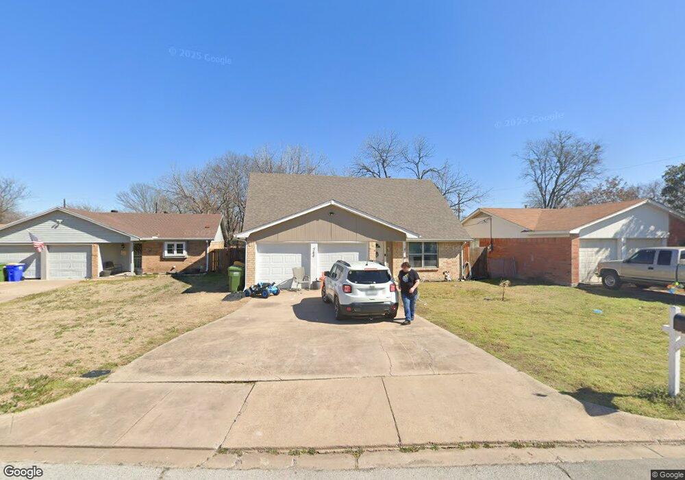 744 Hallvale Dr, Fort Worth, TX 76108 - photo 1