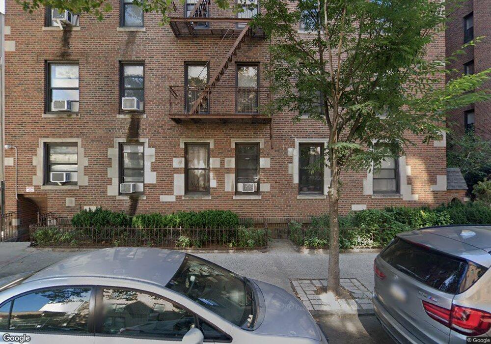 2815 34th St unit 6D, Astoria, NY 11103 - photo 1