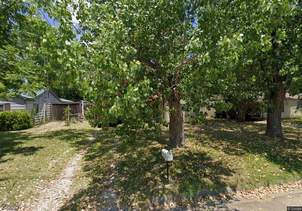 1601 Elizabeth St, Gainesville, TX 76240 - photo 1