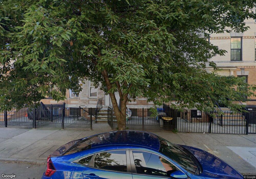 30-91 44 Th St unit 3, New York City, NY 11103 - photo 1