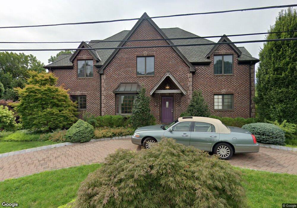 22 Old Dock Rd, Alpine, NJ 07620 - photo 1