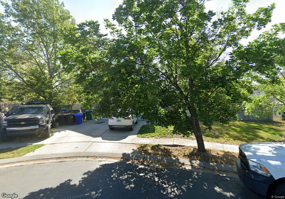 8289 S Piney Ct, West Jordan, UT 84088 - photo 1