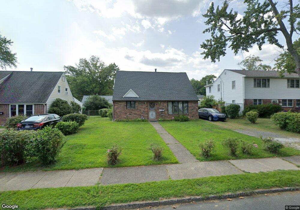 865 Bobwhite Ln, Secane, PA 19018 - photo 1