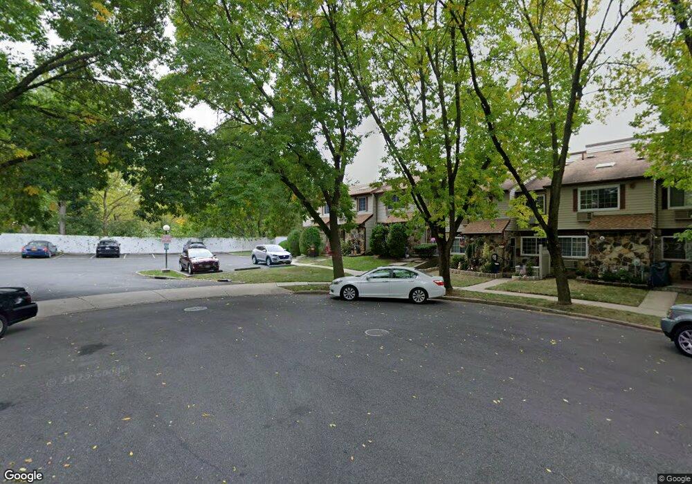 20 Fuller Ct, Staten Island, NY 10306 - photo 1