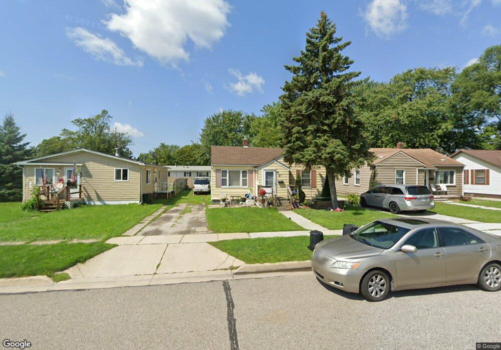 1817 22nd St, Port Huron, MI 48060 - photo 1