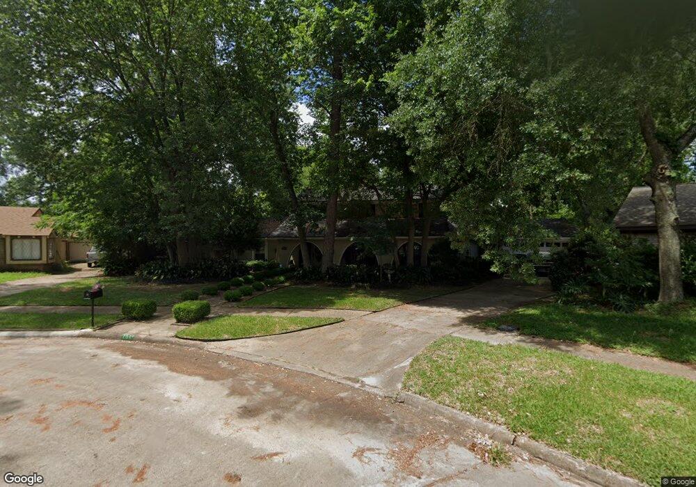 7511 Brush Wood Dr, Houston, TX 77088 - photo 1