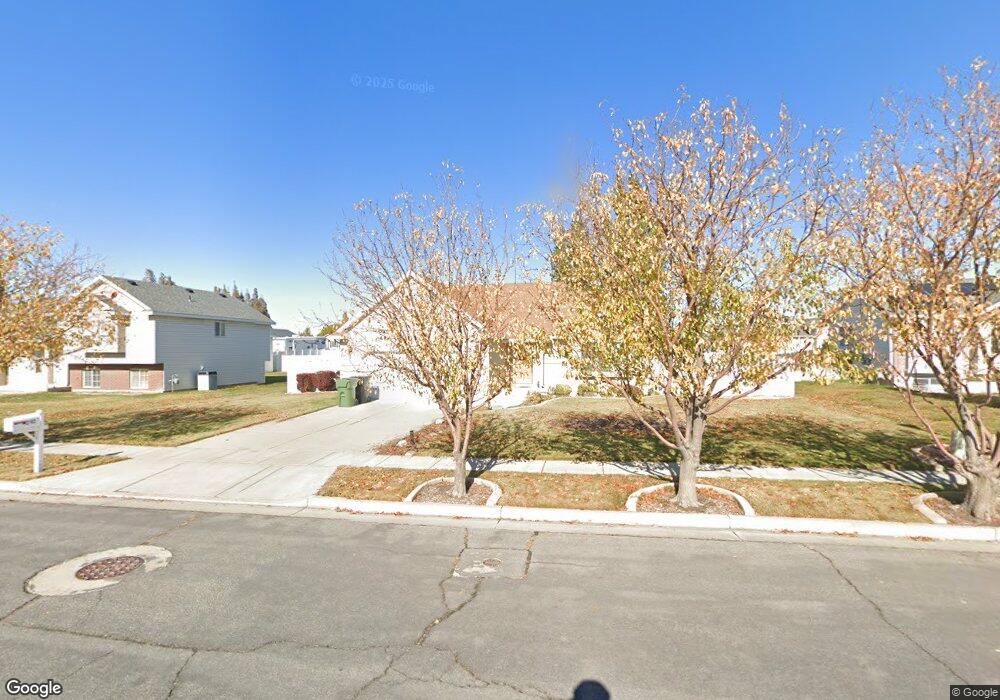 2192 W 2150 S, Syracuse, UT 84075 - photo 1