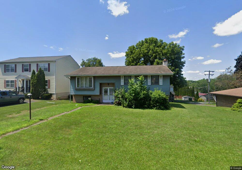 1511 Dennis St, Bethlehem, PA 18020 - photo 1