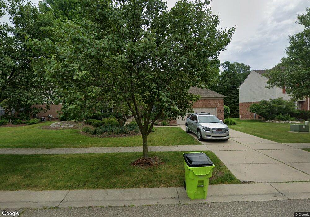 4545 Northridge Ct, West Bloomfield, MI 48323 - photo 1
