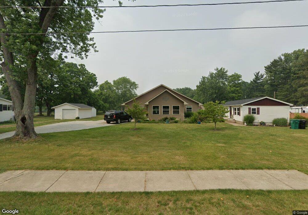 509 W Elm St, New Carlisle, IN 46552 - photo 1