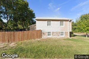 201 Moody Dr, Hamburg, IA 51640