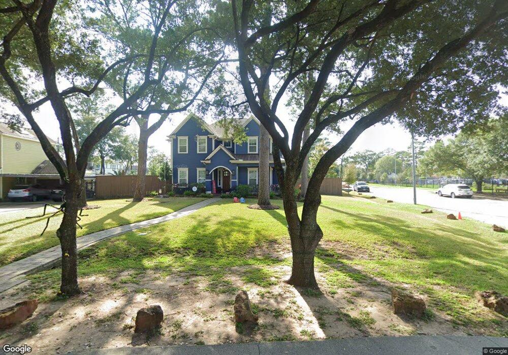 733 W 39th St, Houston, TX 77018 - photo 1