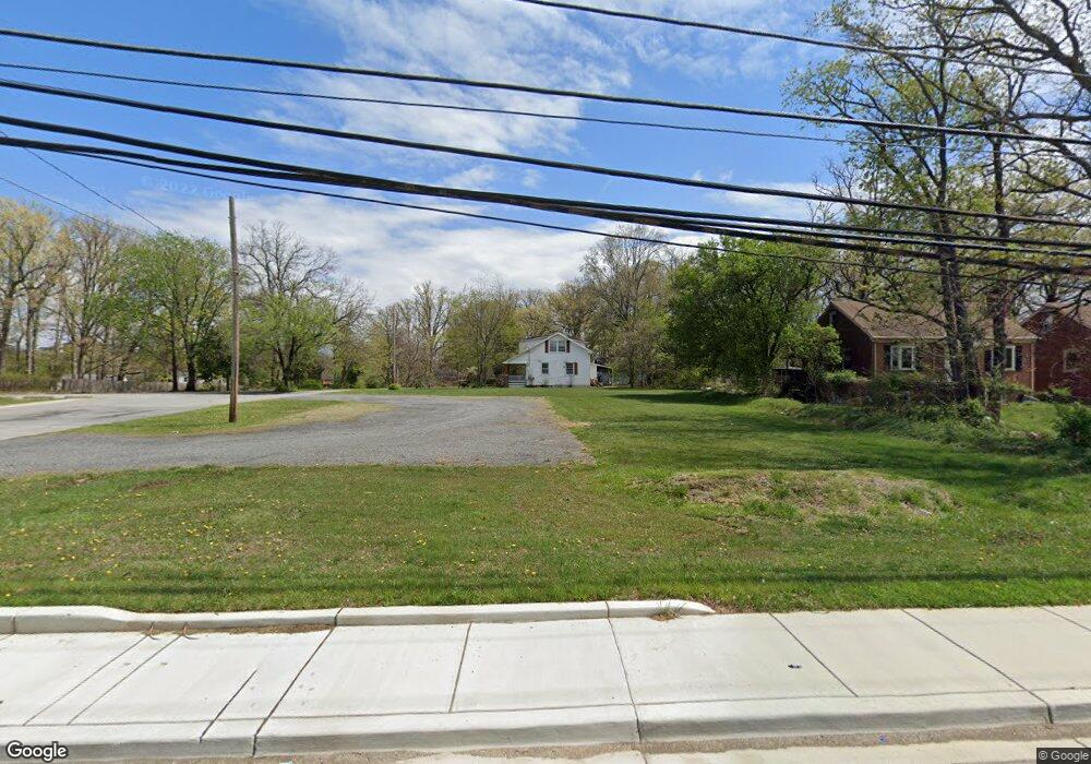 6610 Livingston Rd, Oxon Hill, MD 20745 - photo 1