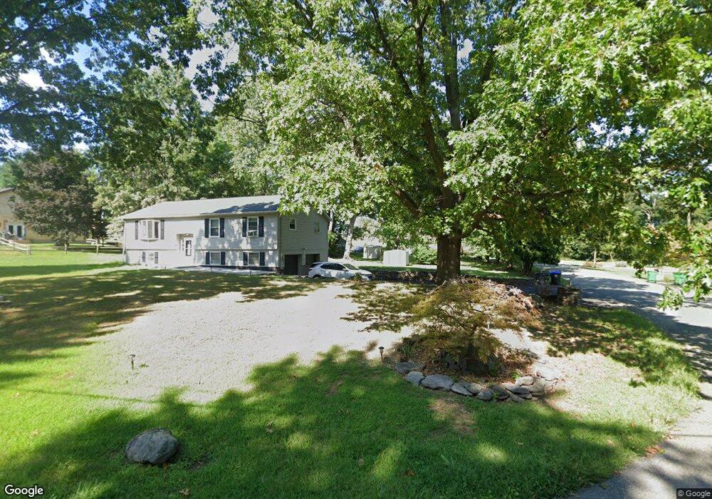 21 Ridgeview Dr, Newburgh, NY 12550 - photo 1