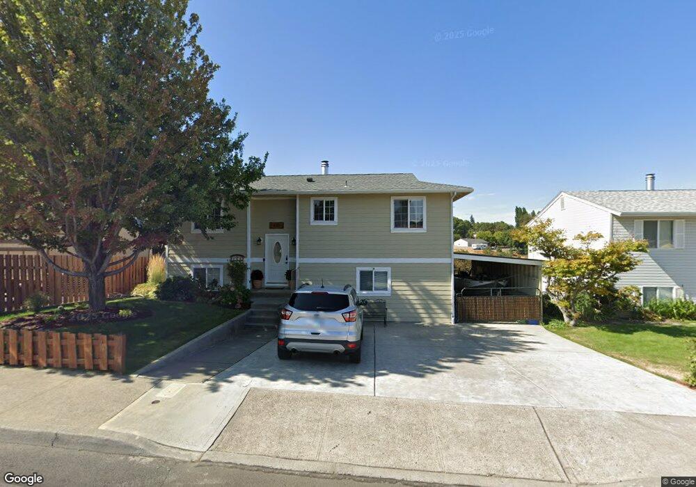 639 Wasco Dr, the Dalles, OR 97058 - photo 1