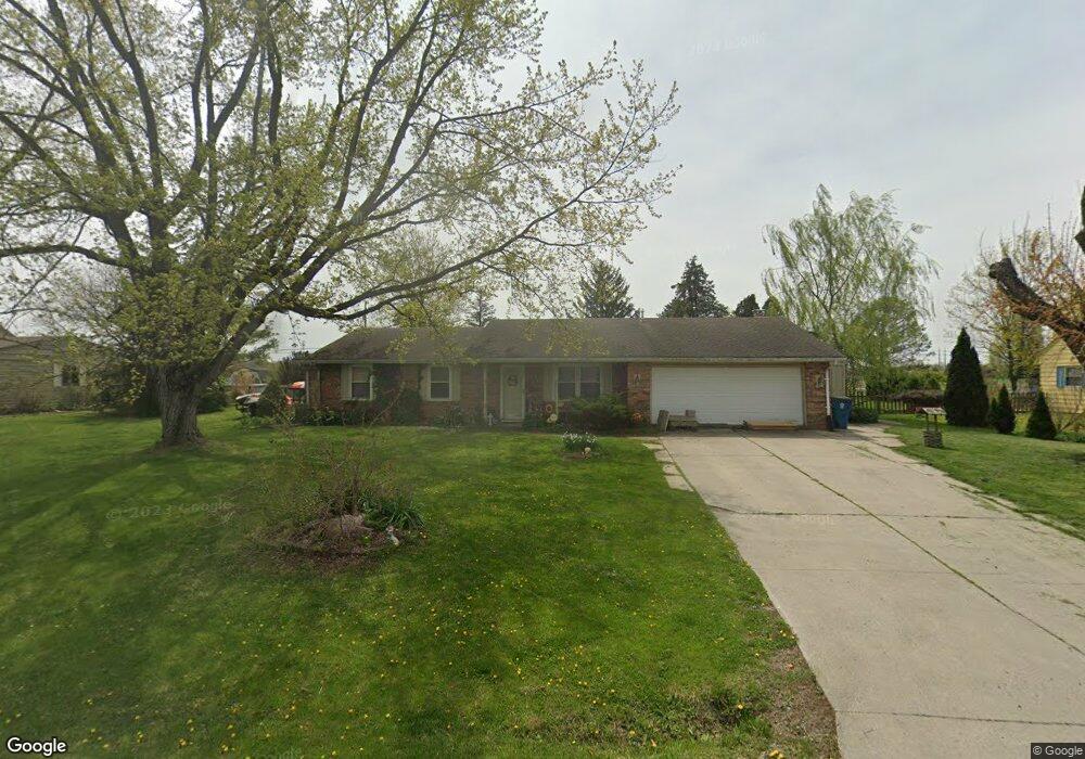 8620 Multirose Ln, Leo, IN 46765 - photo 1