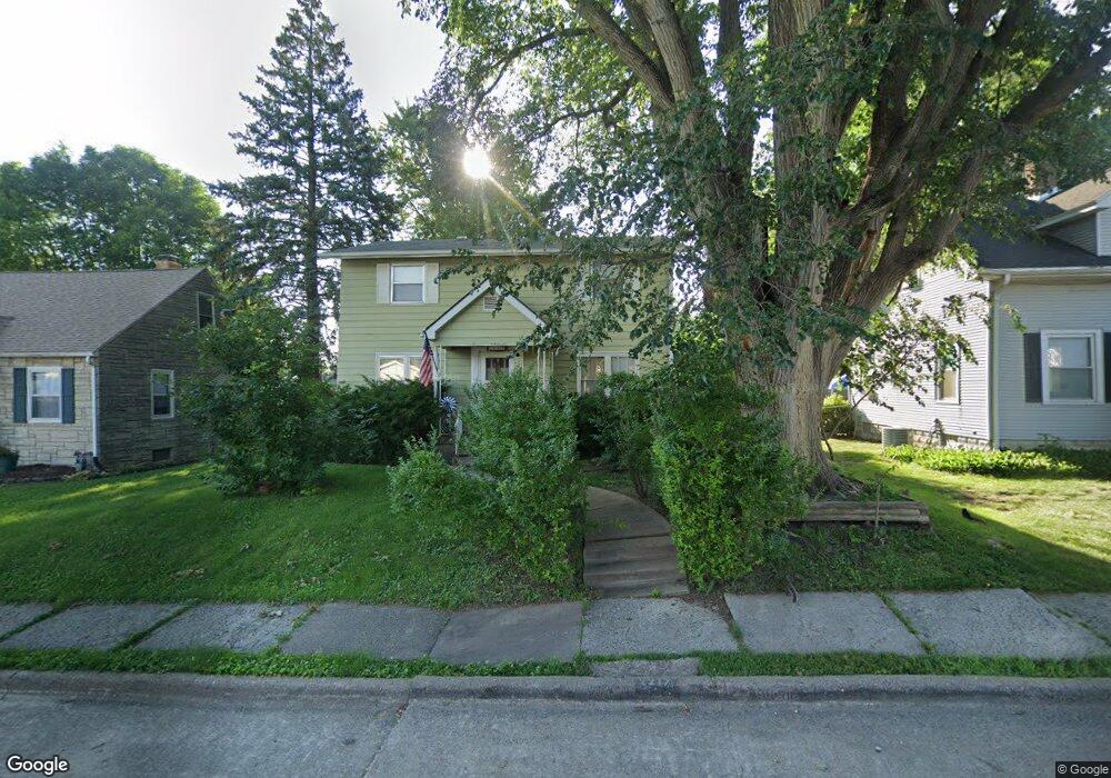 2217 N Howell St, Davenport, IA 52804 - photo 1