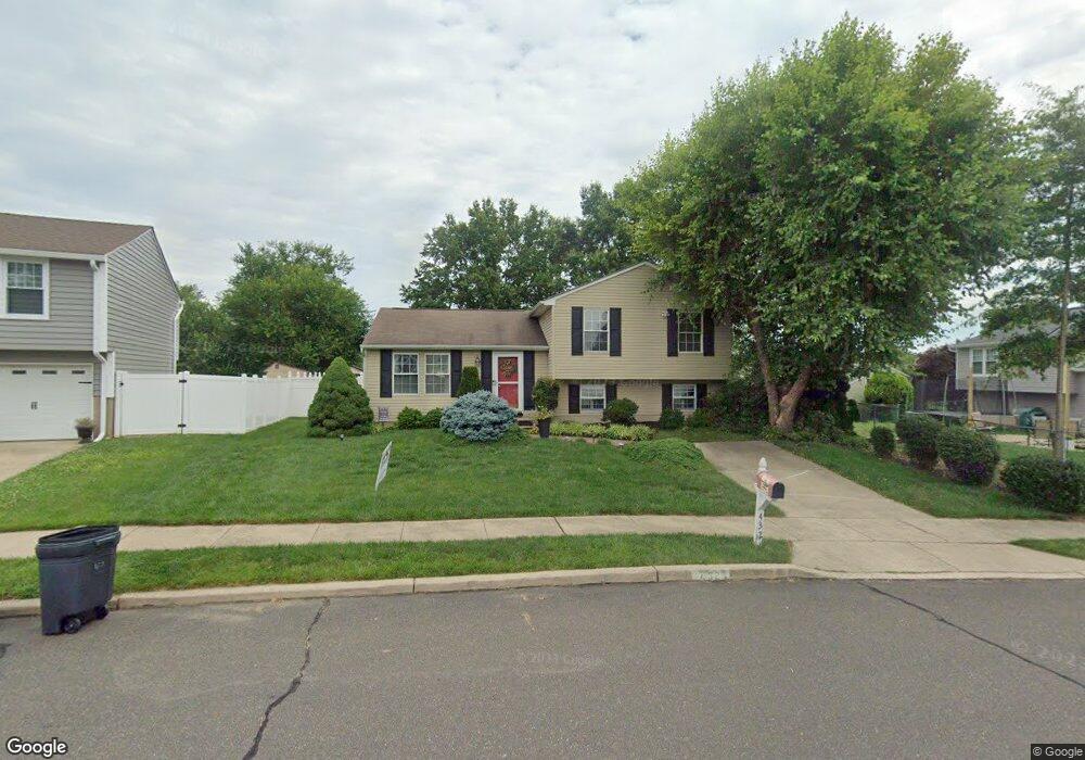 432 Musket Dr, Morrisville, PA 19067 - photo 1