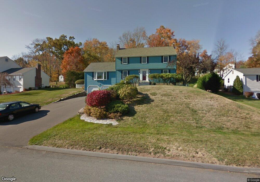 49 Spruce Ln, Glastonbury, CT 06033 - photo 1