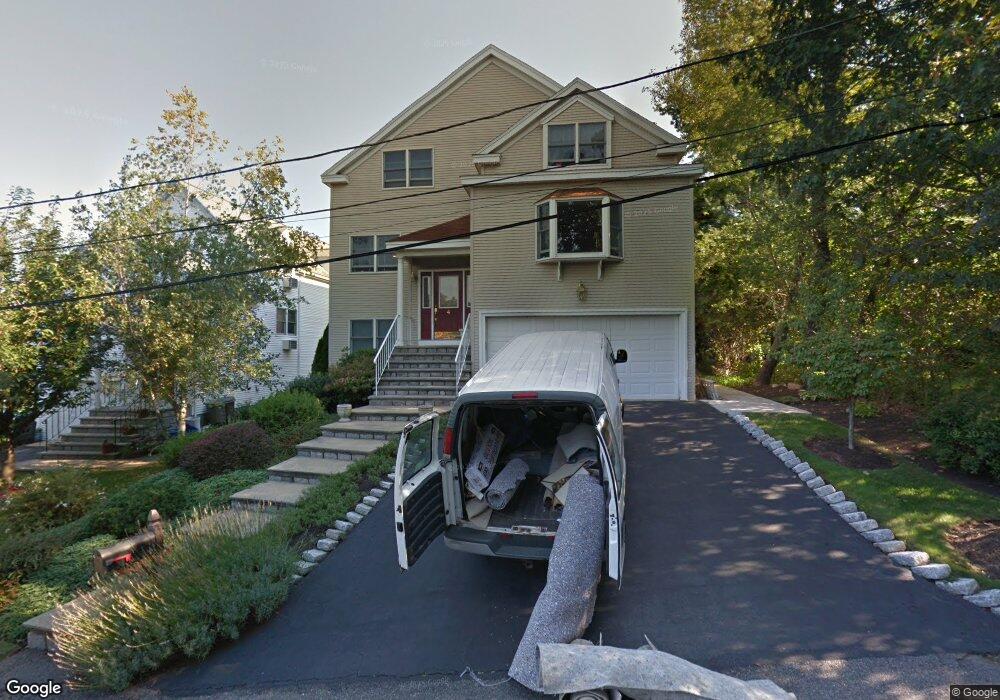 4 Stuart St, Swampscott, MA 01907 - photo 1