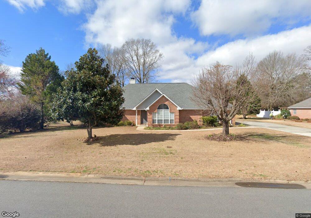 213 Twelve Oaks Dr, Warner Robins, GA 31088 - photo 1