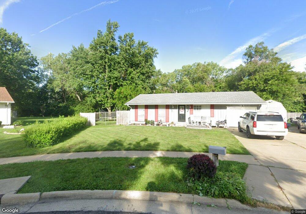 3943 S Humboldt St, Topeka, KS 66609 - photo 1