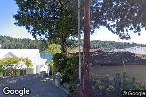 2624 Summit Dr, Lake Oswego, OR 97034