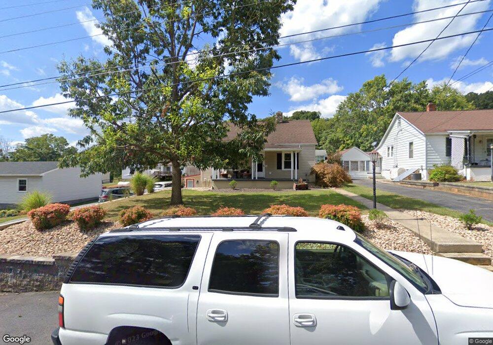 225 Montgomery Rd, Staunton, VA 24401 - photo 1