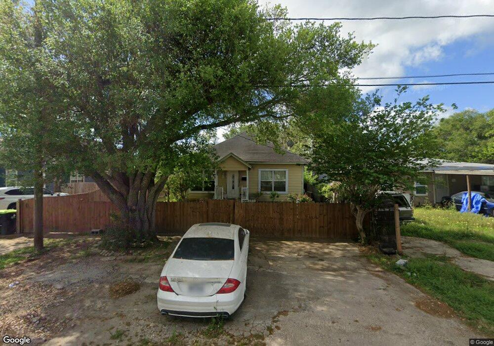 1212 5th St, Bay City, TX 77414 - photo 1
